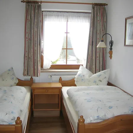 Haus Waldvogel Apartment *