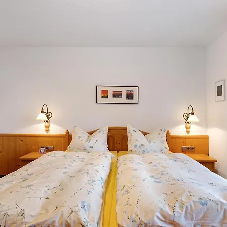 شقة Haus Waldvogel