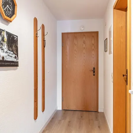 Haus Waldvogel شقة